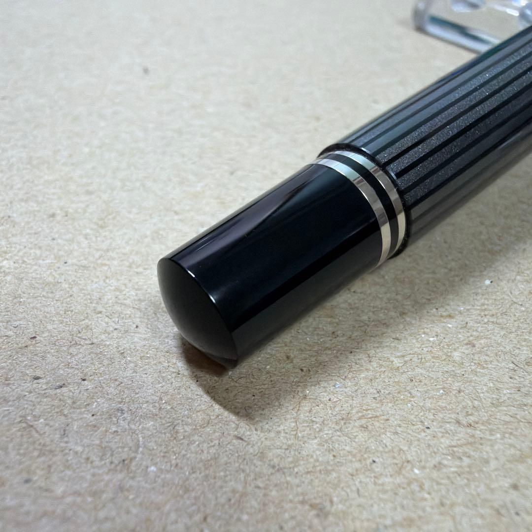 新品 Pelikan ペリカン 万年筆 スーベレーン M405 黒縞 F