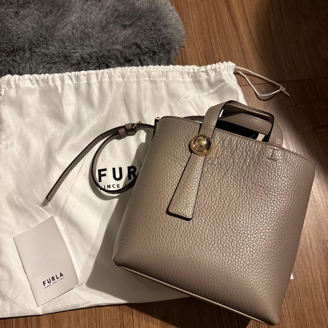 FURLA フルラ ショルダーバッグ スフェラ ベージュ