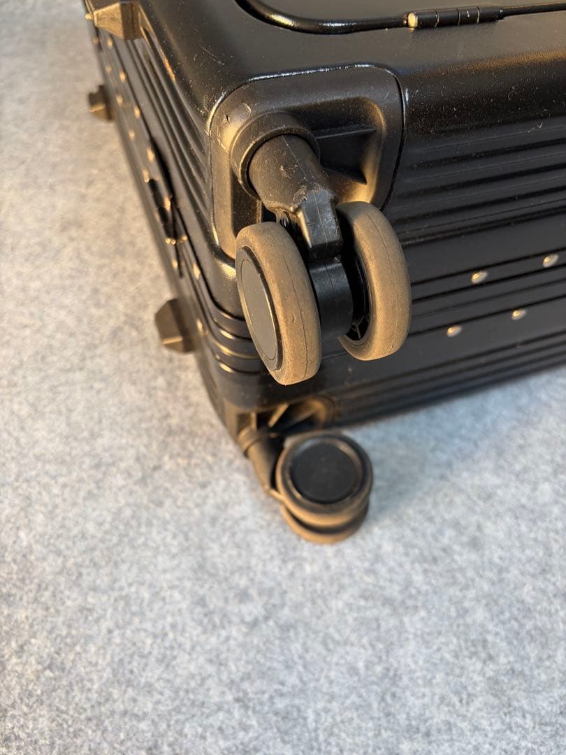 【タビトラ】スーツケース　キャリーカート USBポート付き