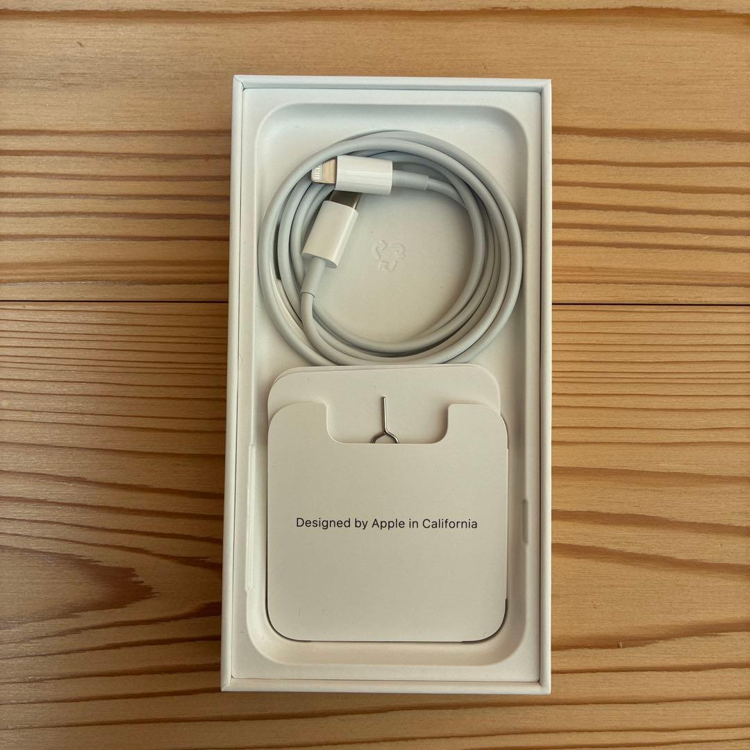 【美品】純正バッテリー iPhone SE3 ブラック128 GB 本体