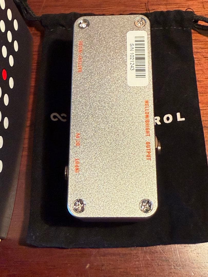 ギター One Control BUTTER YELLOW AUTO QUACK