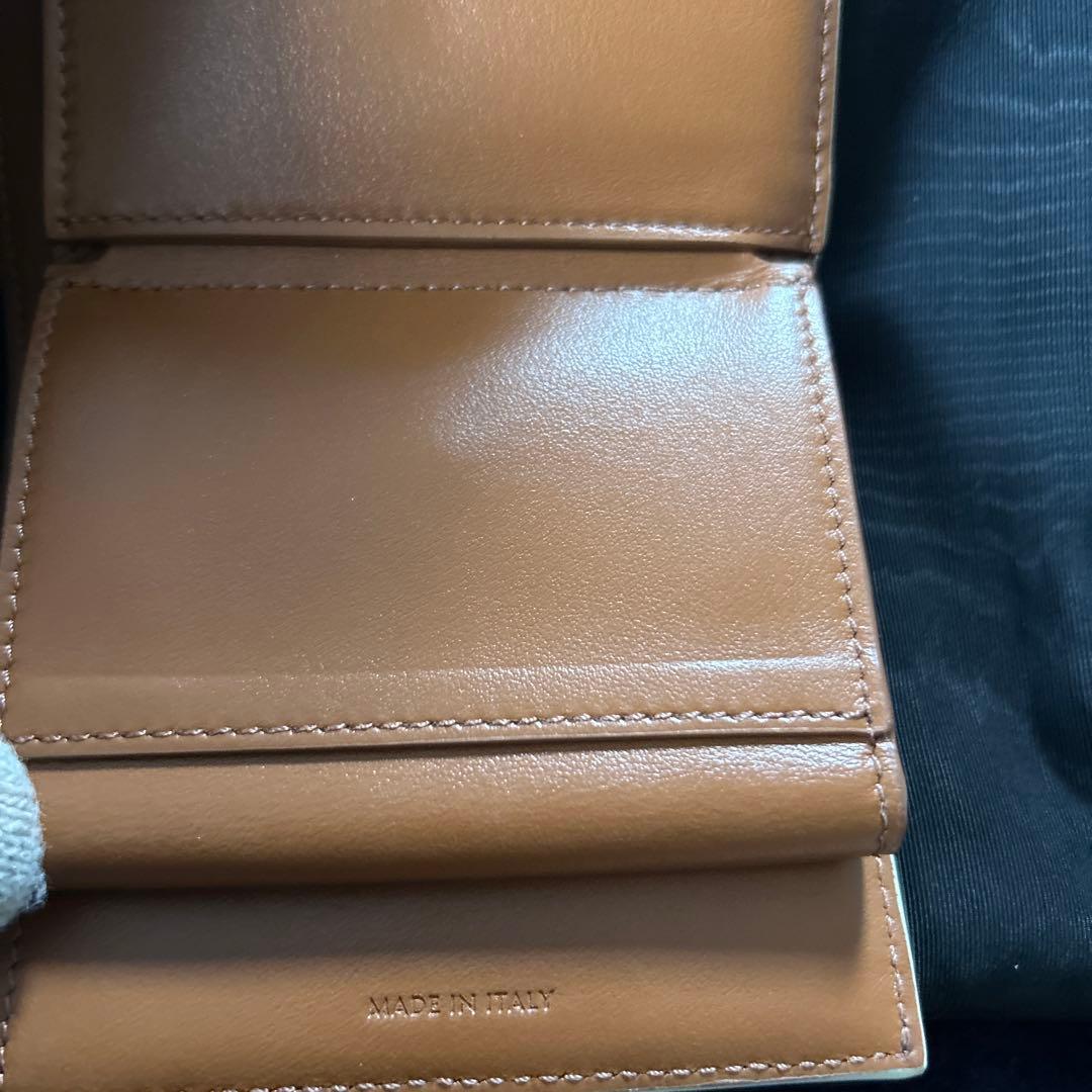 [最終価格]美品CELINE トリオンフ　三つ折り財布 アイボリー/ゴールド