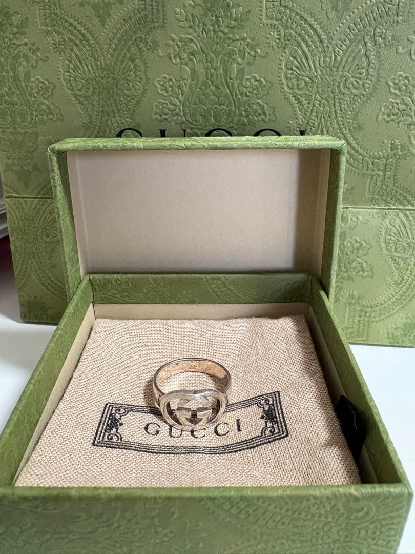 GUCCI GGロゴリング シルバー 箱付き
