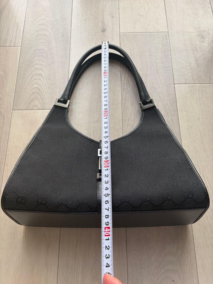 GUCCI グッチ　ショルダーバッグ　ジャッキー　ブラック　GG柄