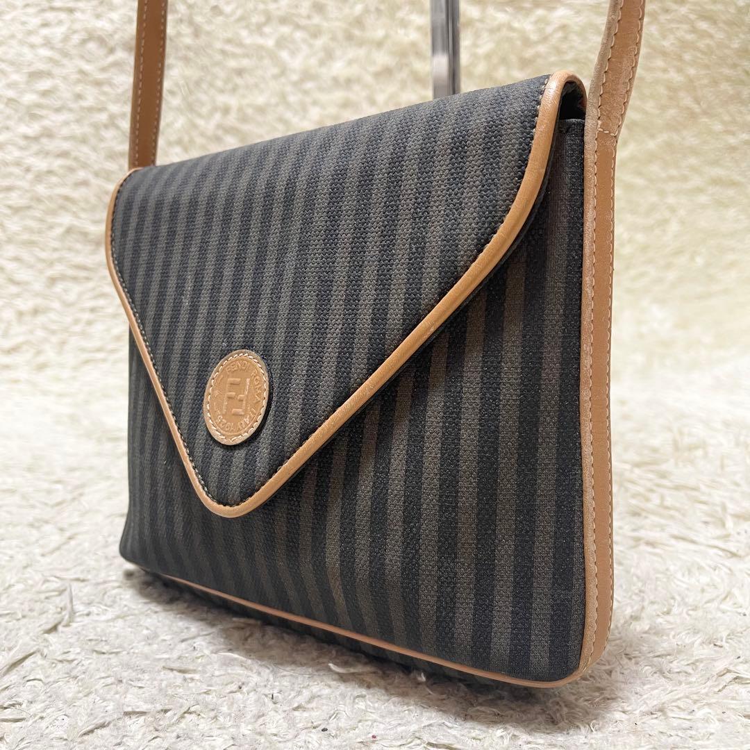 【良品】フェンディ　ショルダーバッグ　ポシェット　レザー　キャンバス　ペカン柄