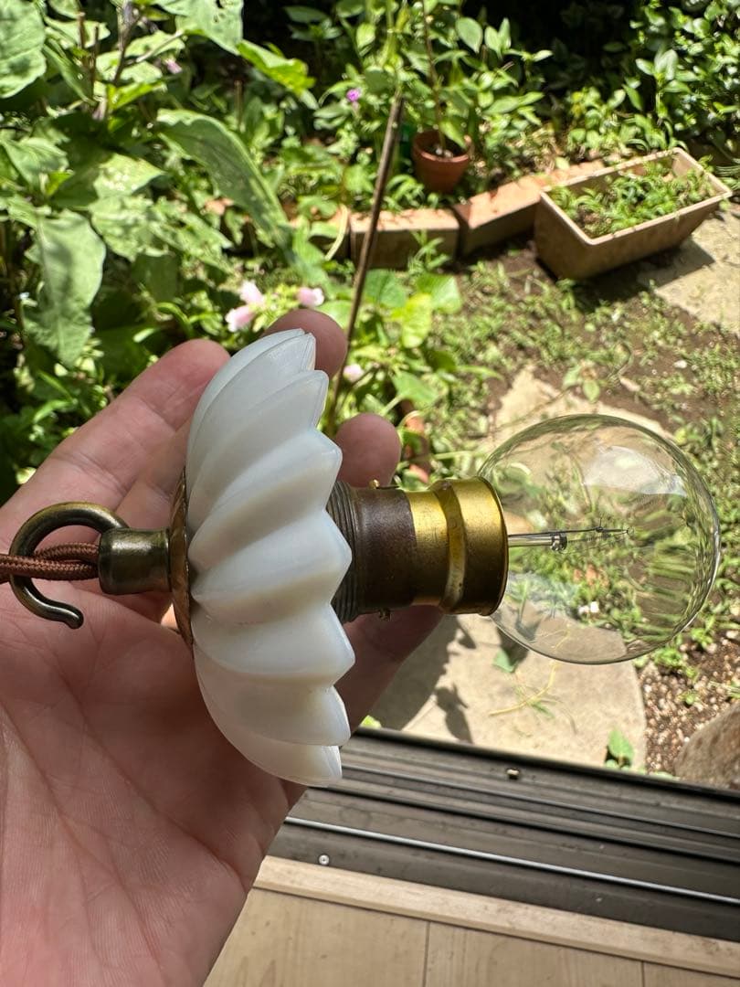 20年代 フランス アンティーク オパリンミルクガラスの螺旋模様アトリエランプ＊