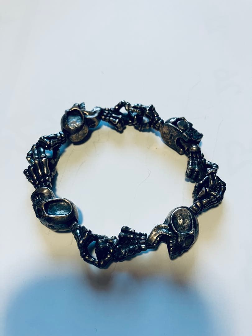 スカルブレスレット