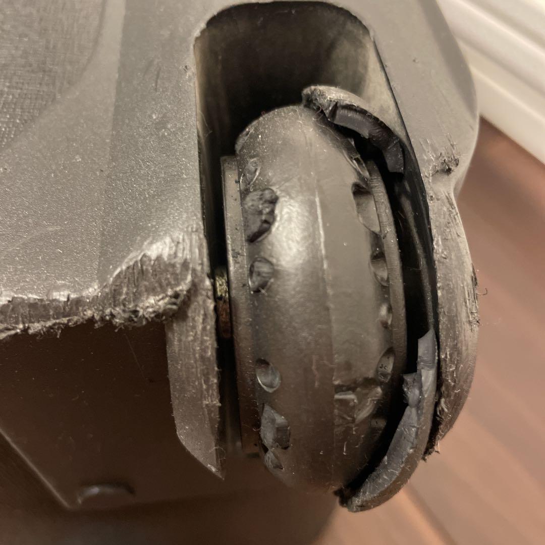 【価格見直しました！】FENDI トロリーケース　バッグバグズモンスター