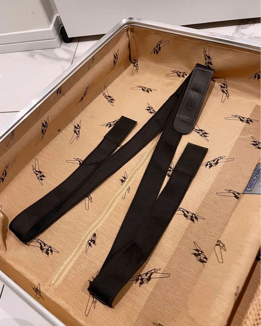 [お値下げ依頼済] 希少 RIMOWA リモワ CLASSIC キャビンS