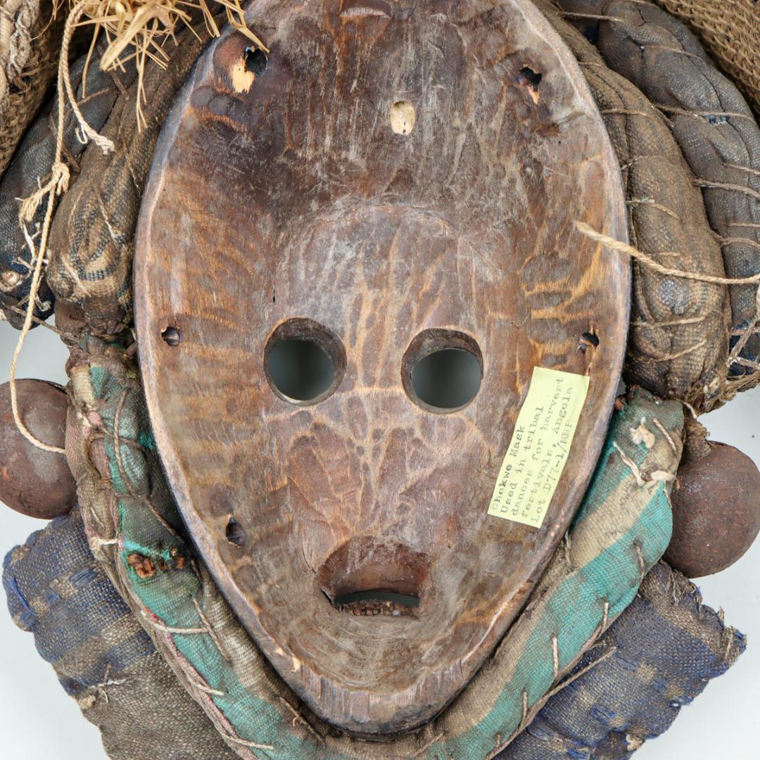 アンゴラ共和国 チョクウェ族 ムカンダ マスク