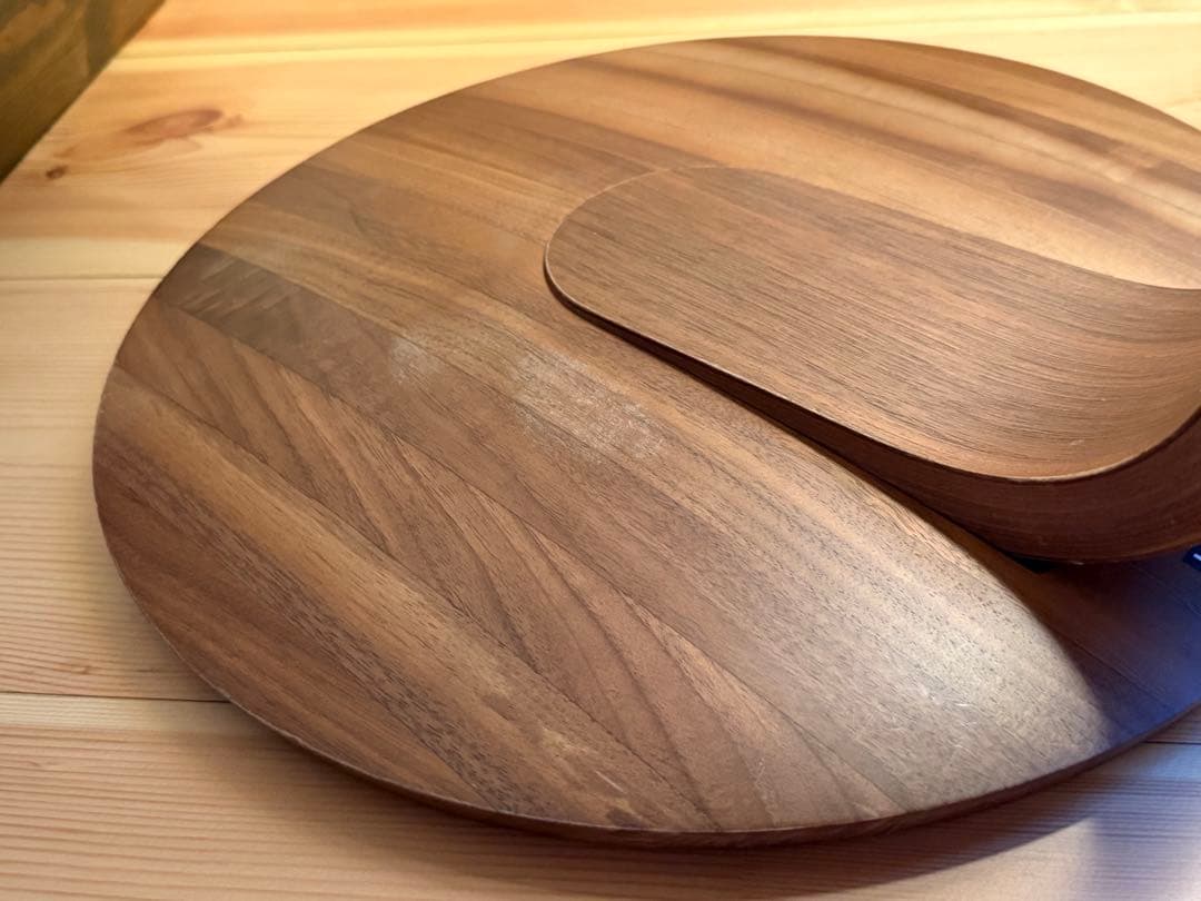 カリモク家具　コーヒーテーブル　ウォールナット材