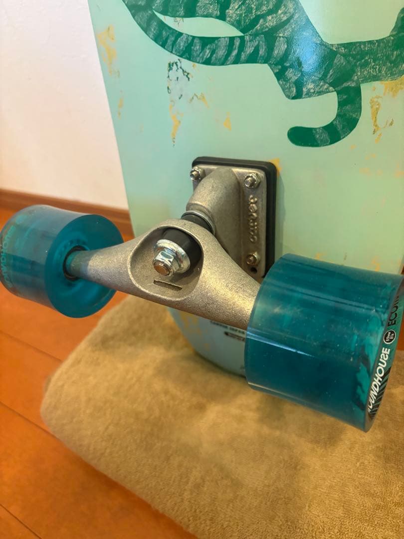 11/20まで特別プライスCarver TORA 33inch サーフスケート