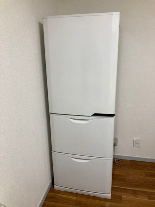 冷蔵庫（330L／引き取り限定）