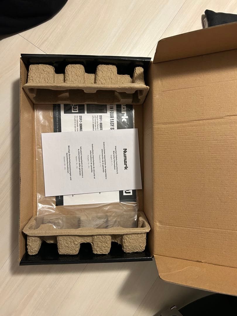 Numark party mix DJコントローラー