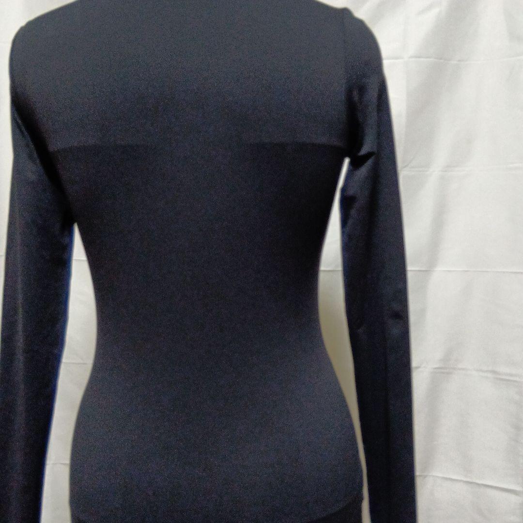 PRADA ブラック タートルネック 　三角ロゴ付 40