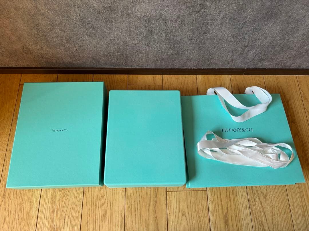 ティファニー ネックレス　ジュエリーケース　箱、ショッパーセット