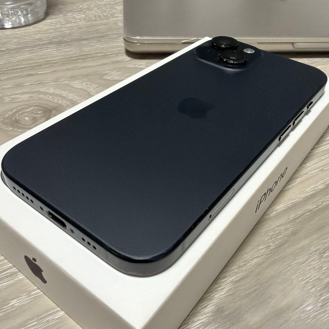 iPhone15 256GB ブラック MTMN3J/A SIMフリー