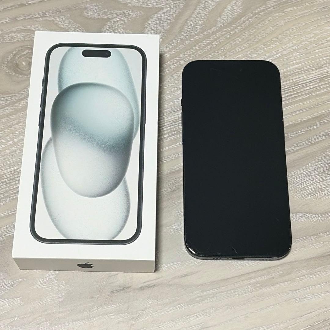 iPhone15 256GB ブラック MTMN3J/A SIMフリー