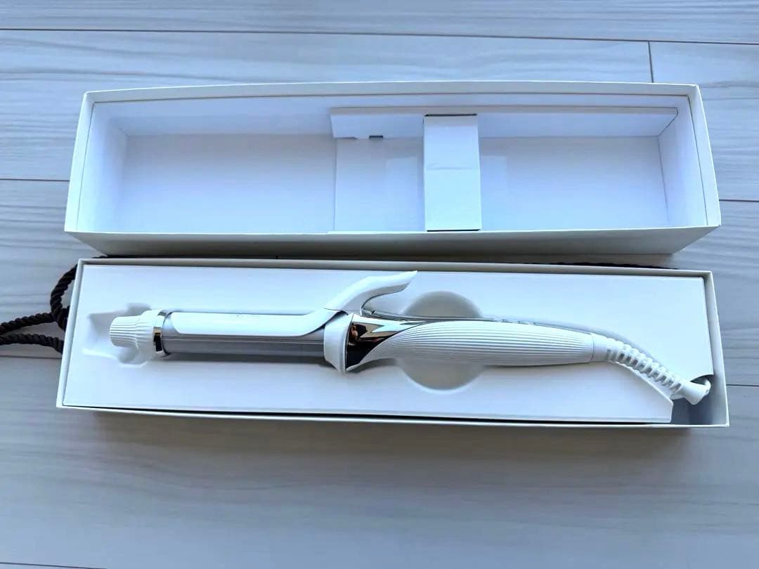 【ReFa BEAUTECH CURL IRON 26】ホワイト