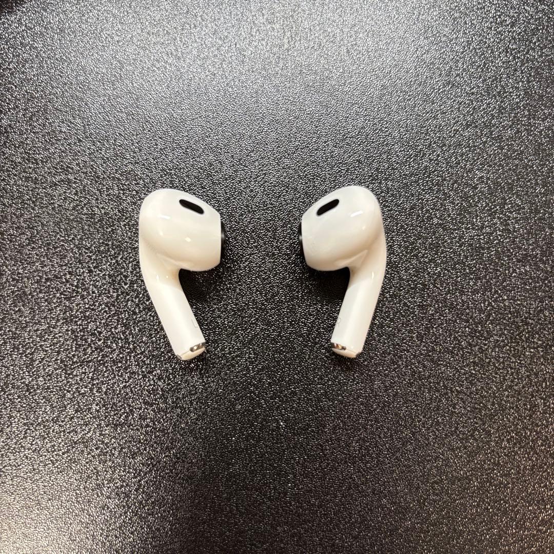 AirPods pro2 本体 lightningケーブル