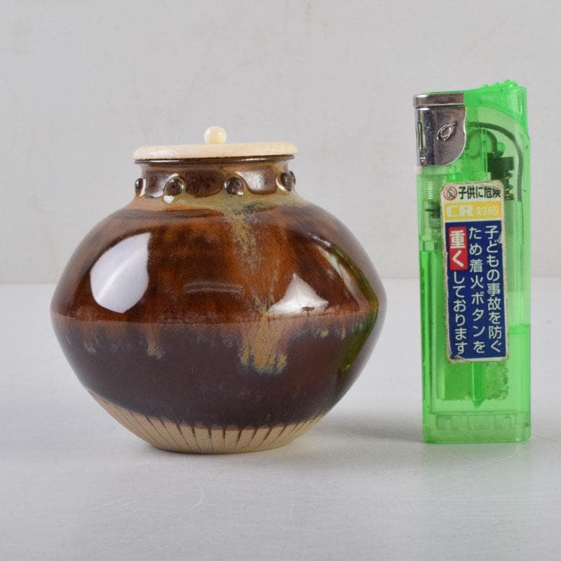 茶道具　高取焼　十三代高取八仙作　擂座(るいざ)茶入　仕覆付　共箱　V　8742