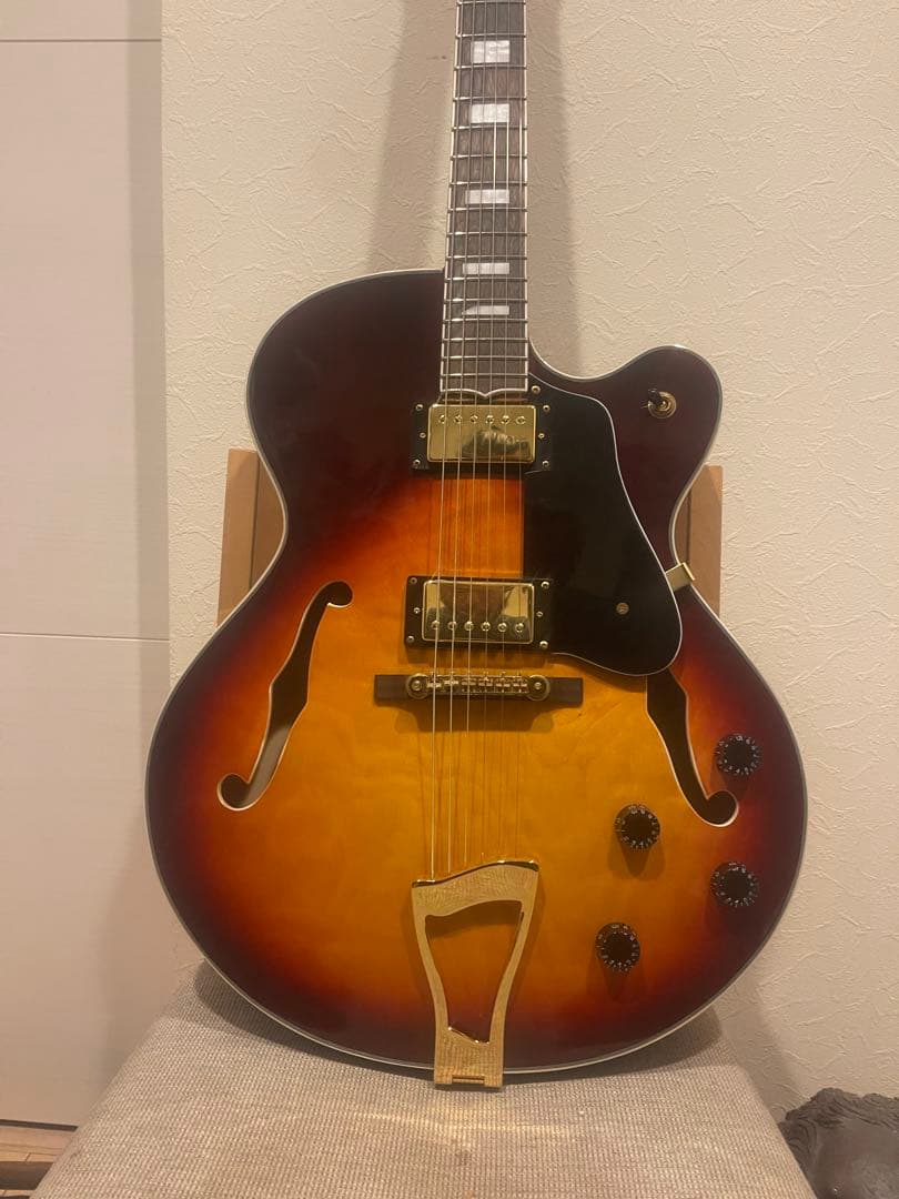 チブソン　バードランド風　フルアコ サンバースト