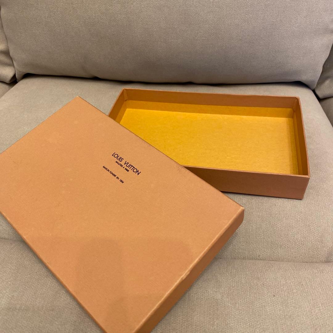 新春最終値下げ　ルイヴィトン　折りたたみ財布