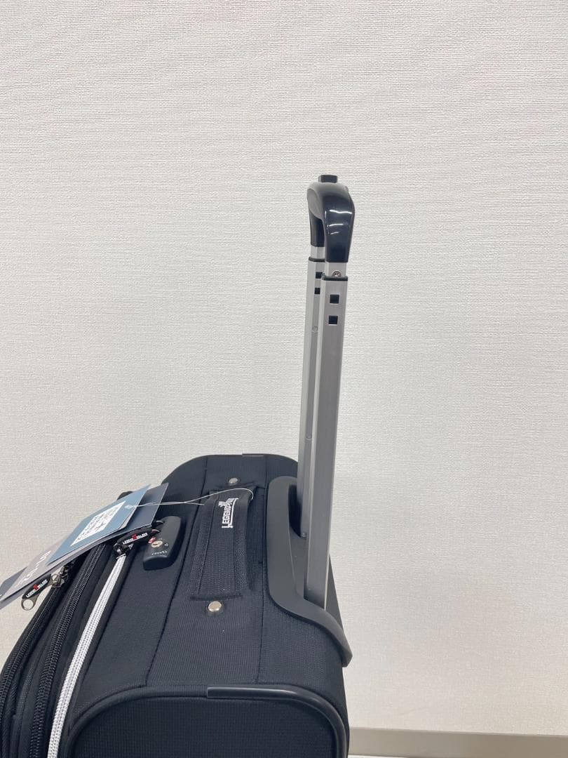 【軽量・便利な前ポケット付き！】LEGEND WALKER ソフトケース Ｓ