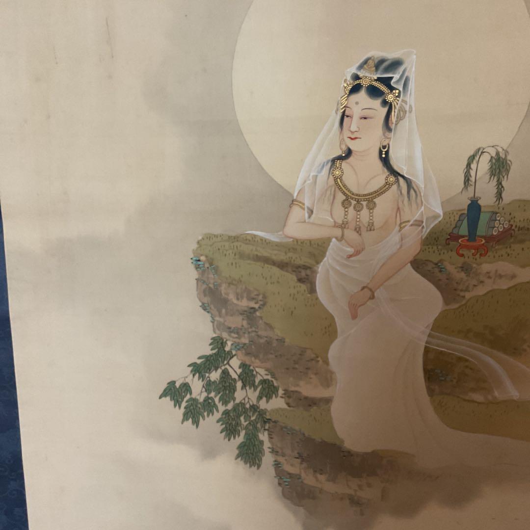 華 泉 筆 絹本彩色画 【 滝 観 世 音 図 】 共箱在