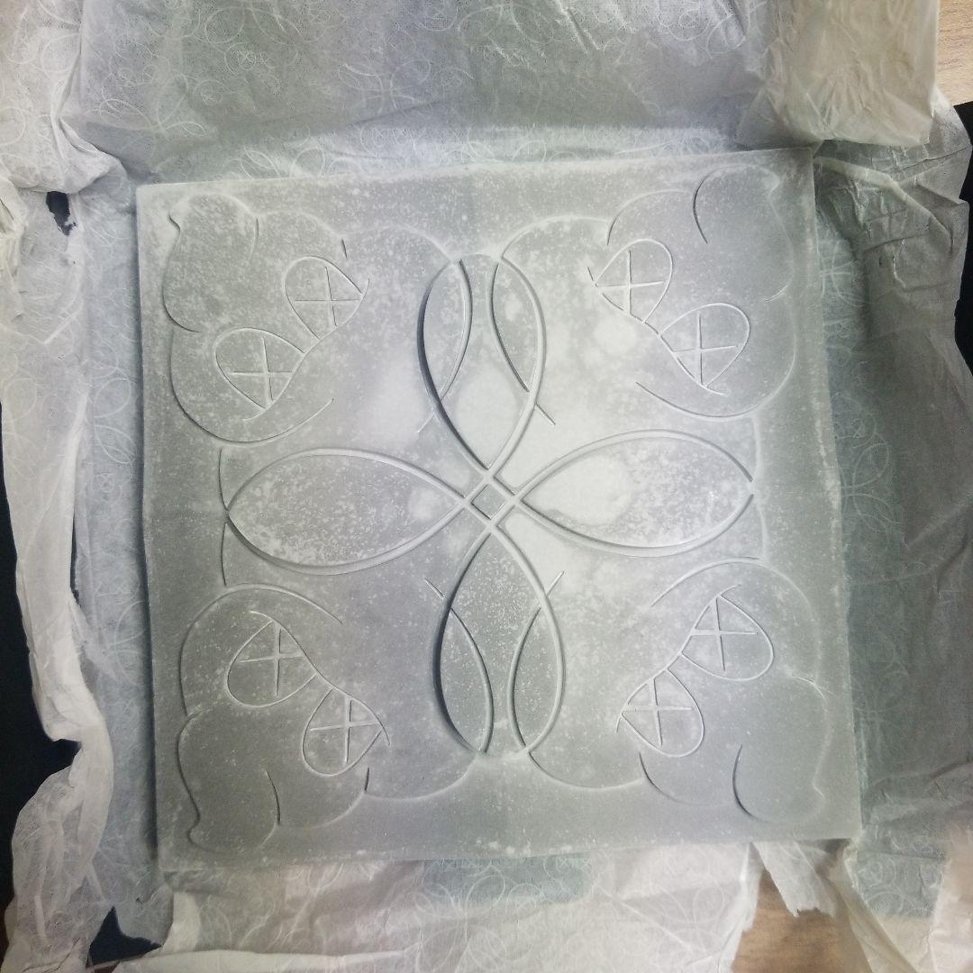 KAWS オリジナルフェイク 青山 タイル 限定 ノベルティ