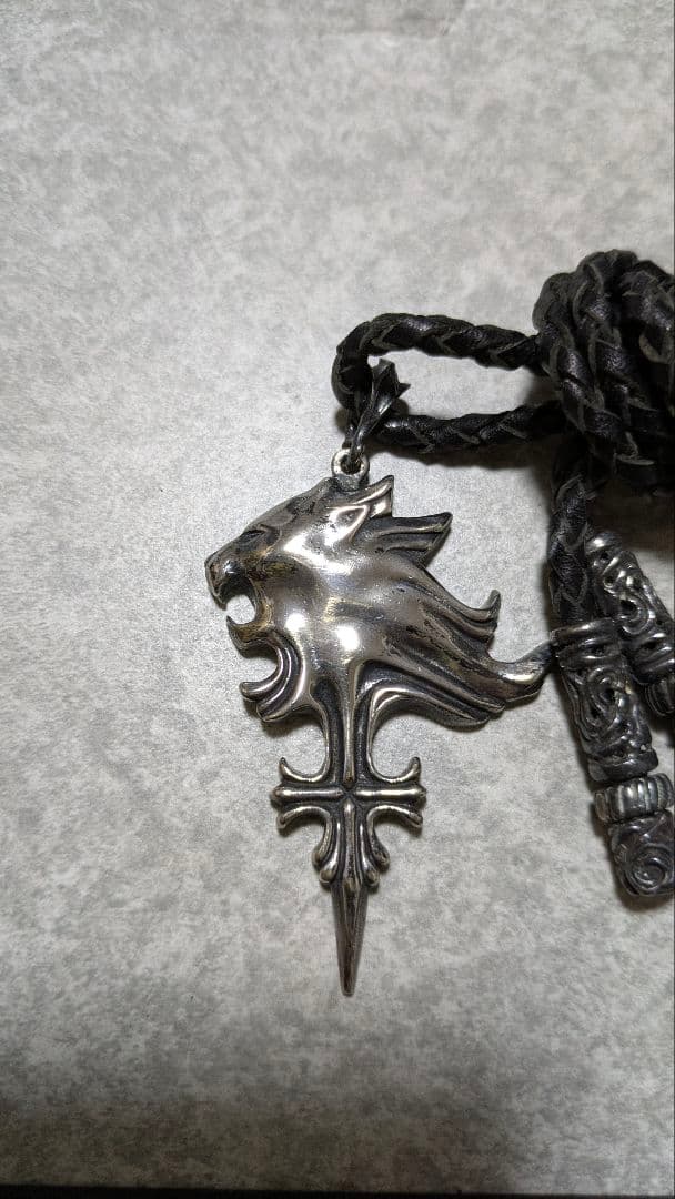 正規品　ファイナルファンタジーⅧ　スリーピング ライオンハート　ネックレス