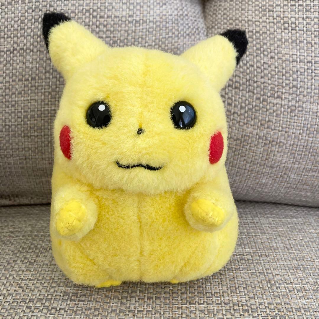 TOMY ピカチュウ ポケモン 初期 ぬいぐるみ