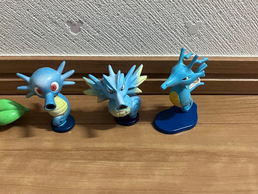 モンコレ　マダツボミ＆ウツドン＆ウツボット タッツー＆シードラ＆キングドラ