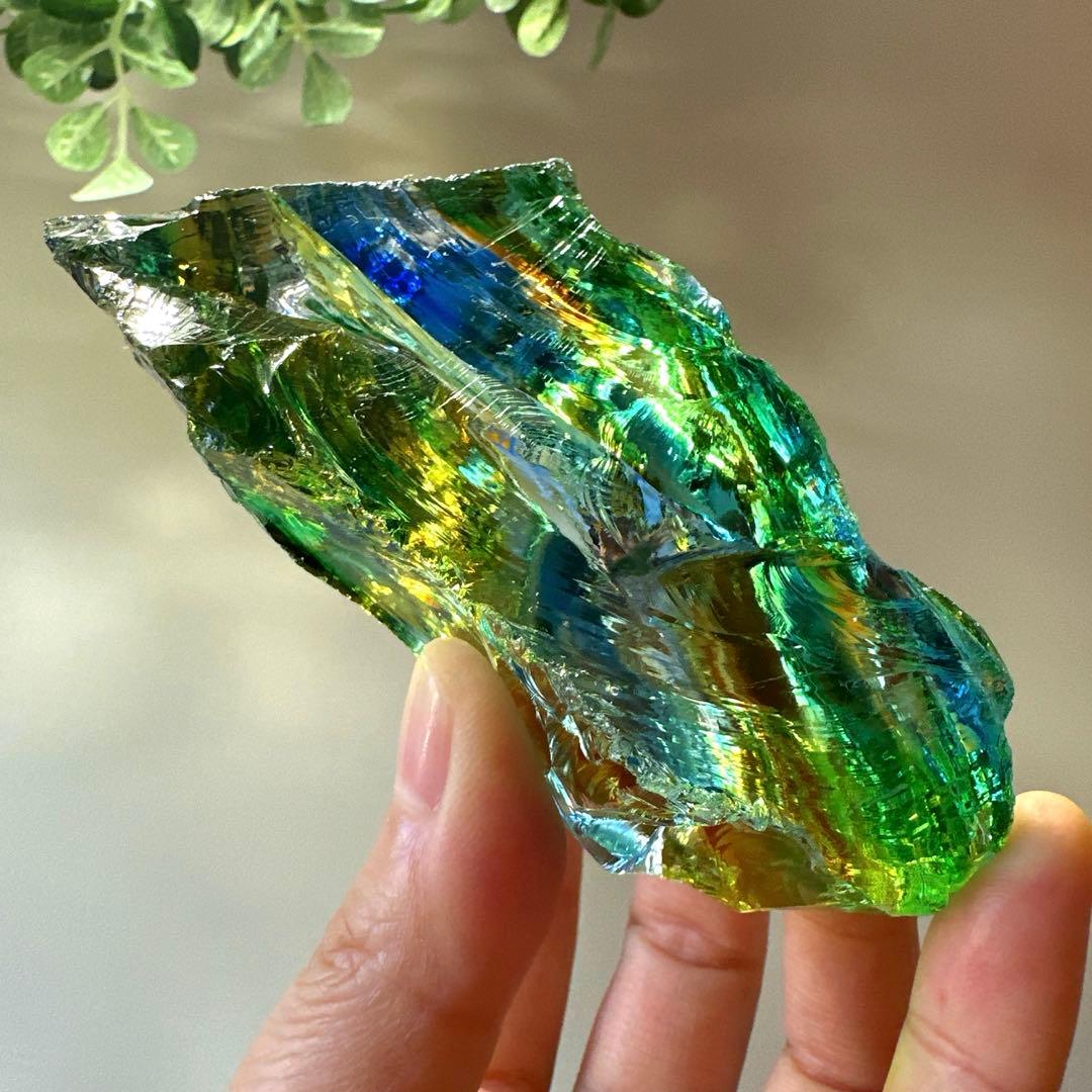 アンダラクリスタル　シエラネバダ　308.9g マルチカラー　エメラルド　ブル