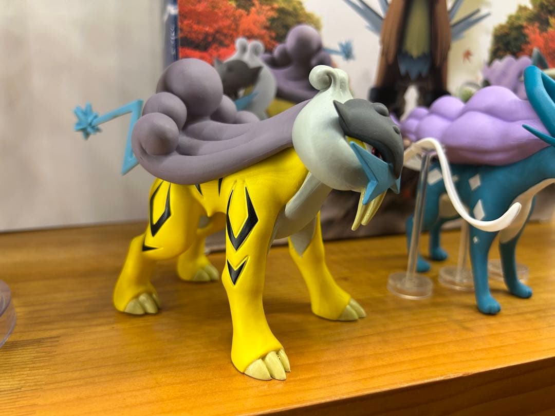 エンテイ　スイクン　ライコウ