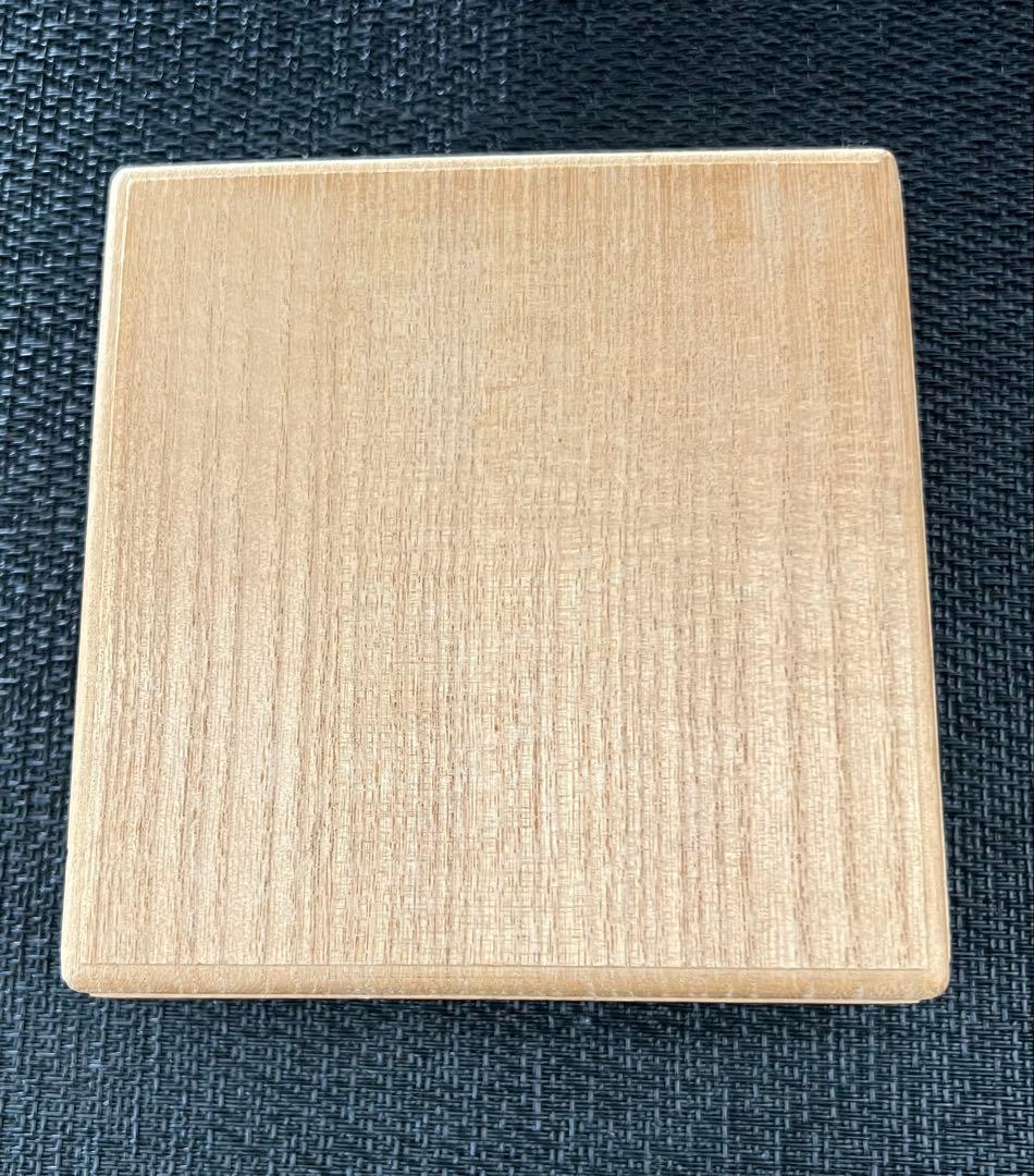 刀装具 刀鍔 鉃地 透かし鍔 吉祥文様 無銘 金象嵌 時代物 アンティーク 箱付