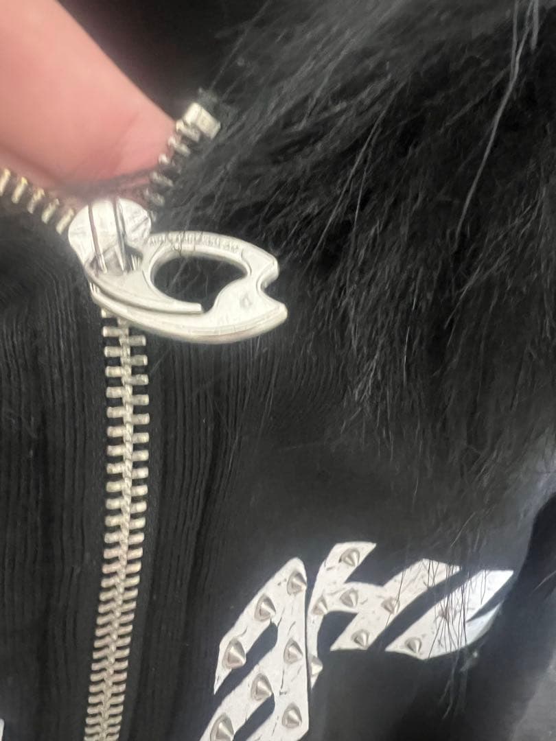 完売品 dig your own graveファー付ジップパーカー