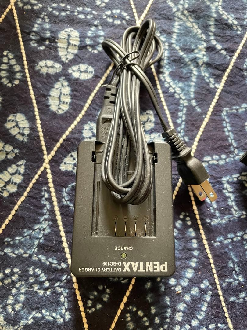 PENTAX デジタル一眼レフカメラ ピンク