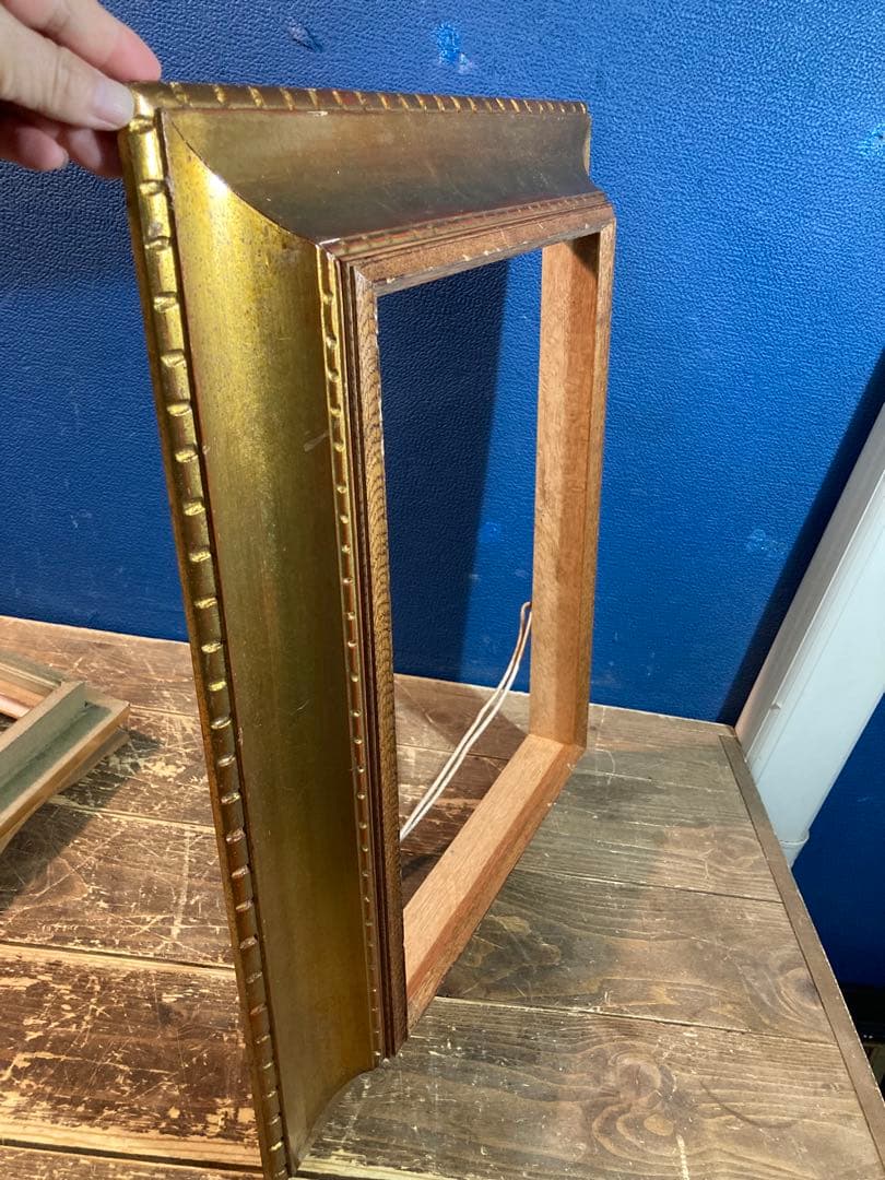 額縁　ゴールド　アンティーク調　壁掛けインテリア　ヴィンテージ　ヨーロピアン風