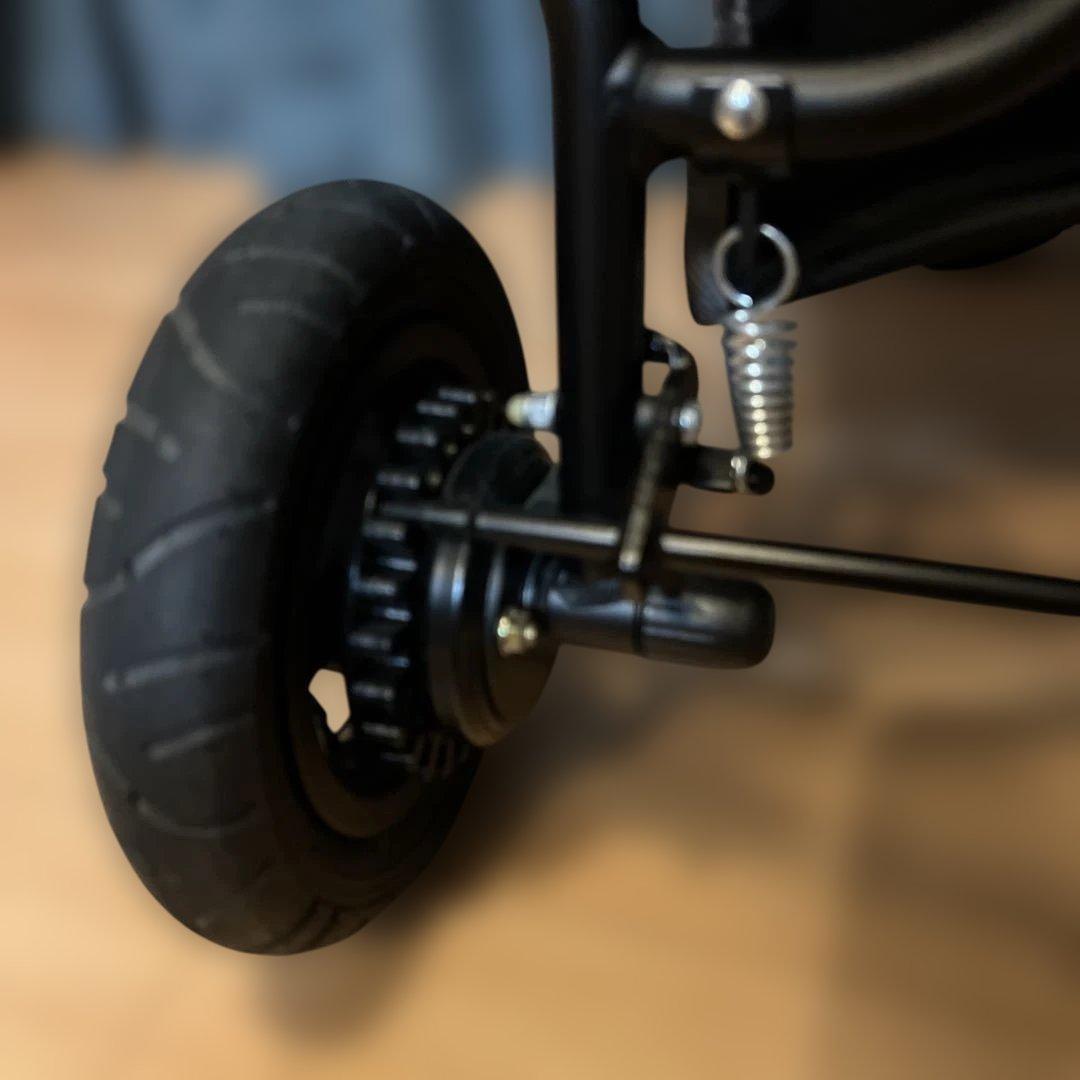 極美品☆AIR BUGGYエアバギー 新型フレーム　ドッグ　ペットカート ドーム