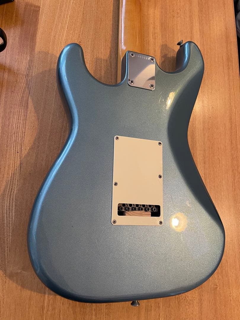 Squier by Fender SQシリアル　ストラトキャスター