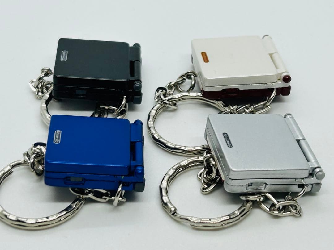 ゲームボーイアドバンスSP 4個セット キーホルダー カセットイン タイプ