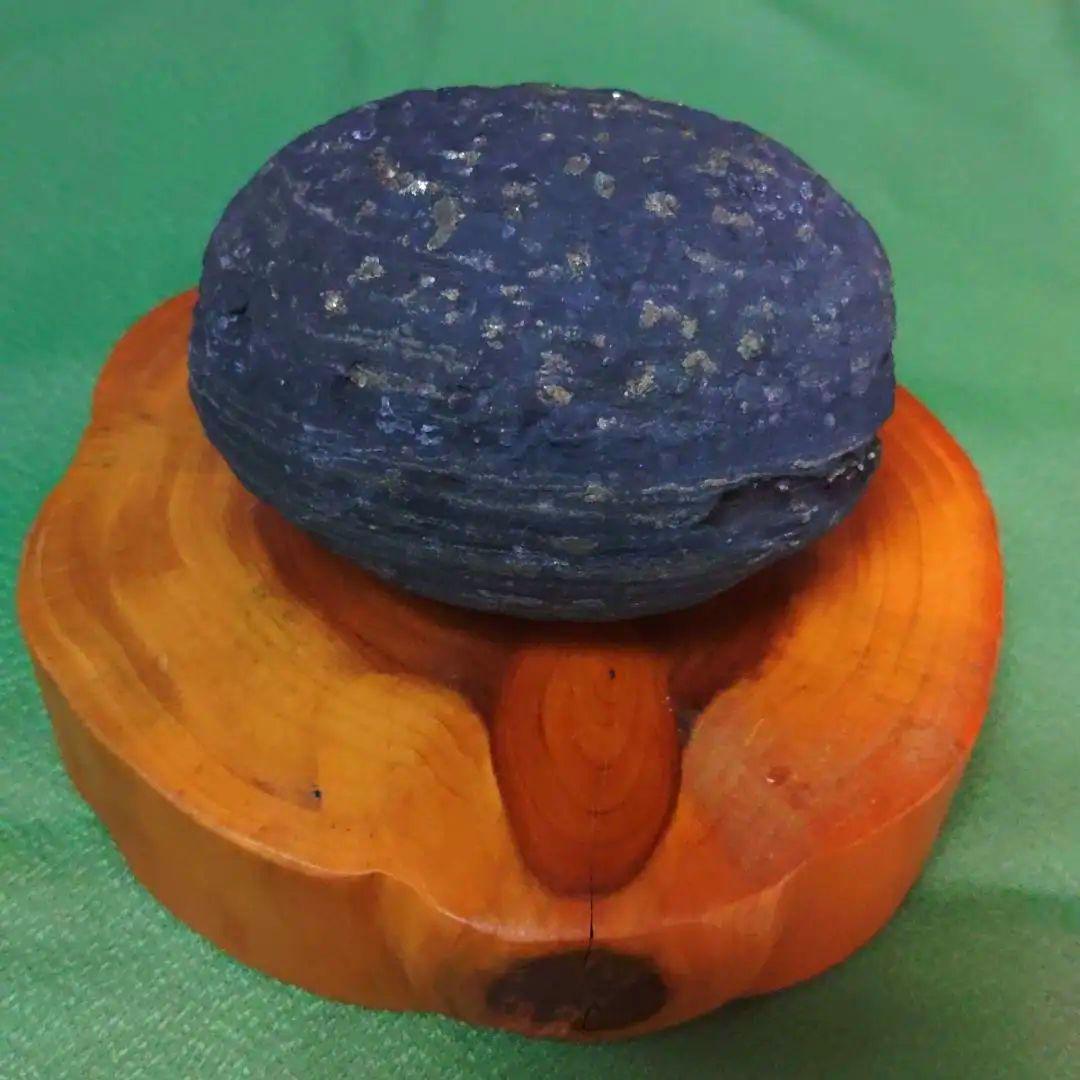 パイライト　卵形　鉱物　原石