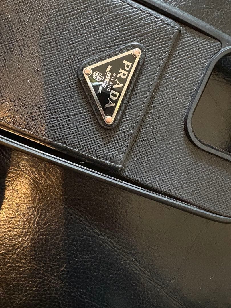 本日限定最終値引き　PRADA iPhone15pro ケース