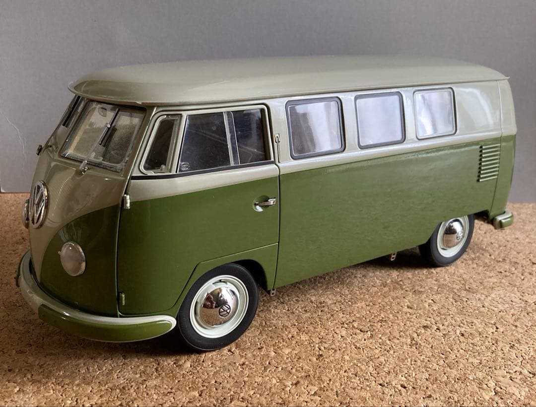 サンスター製　1/12 Volkswargen Type2 T1 箱無し