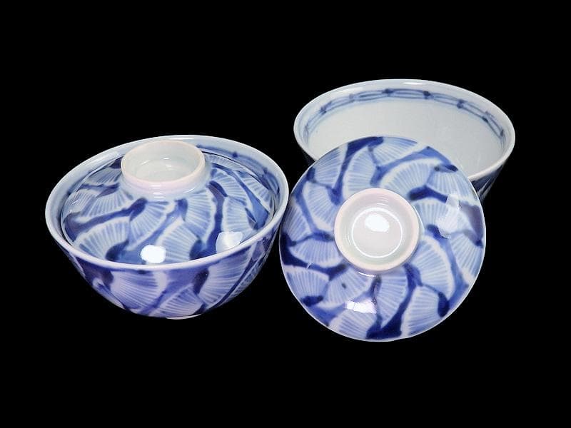 古伊万里　染付　花びら文様の図　小振蓋茶碗　２客　E877AS-fbss