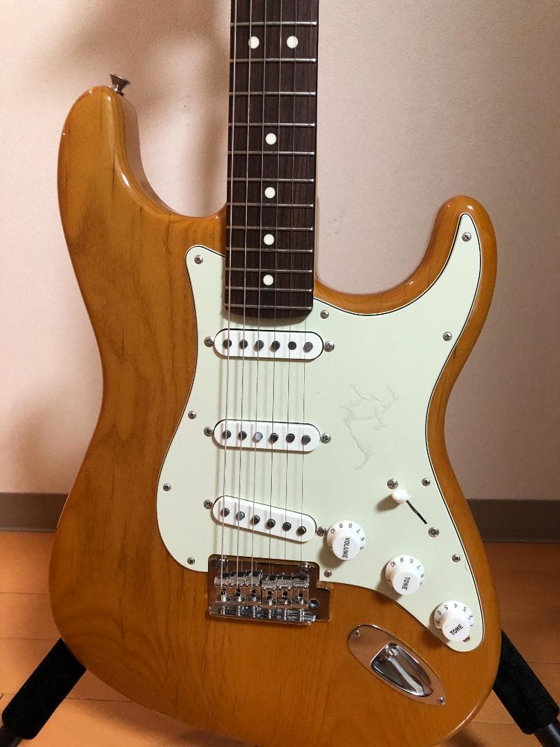 ギター Fender Japan Hybrid II Stratocaster