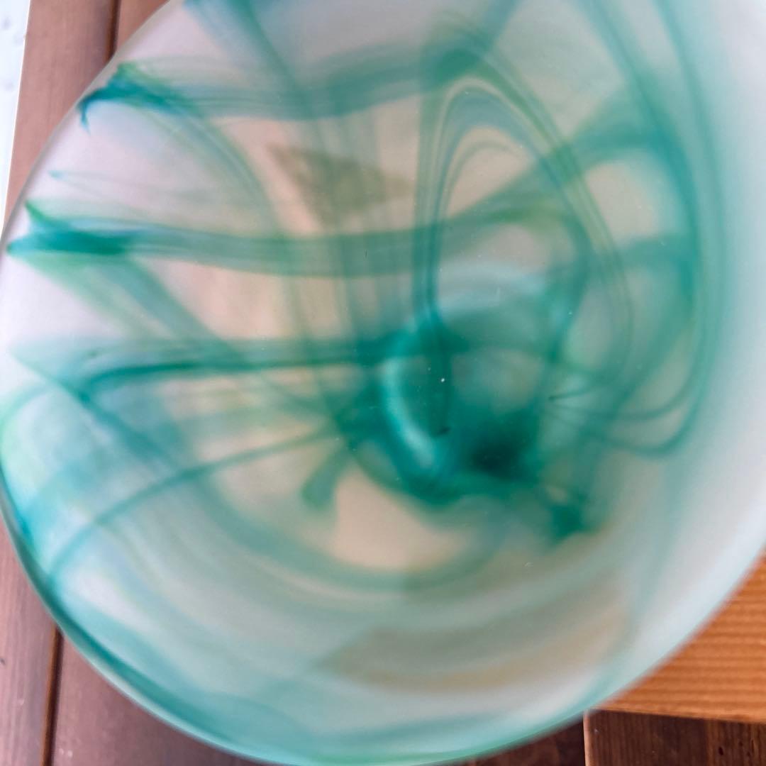 作家　ガラス作家　抹茶椀　茶道　金箔　マーブル模様　ヴァイオリン香合