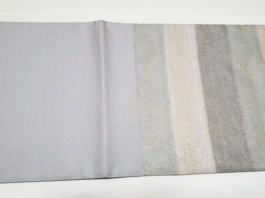 C 美品 西陣織 横縞に波 金糸 六通 正絹 セミフォーマル 袋帯