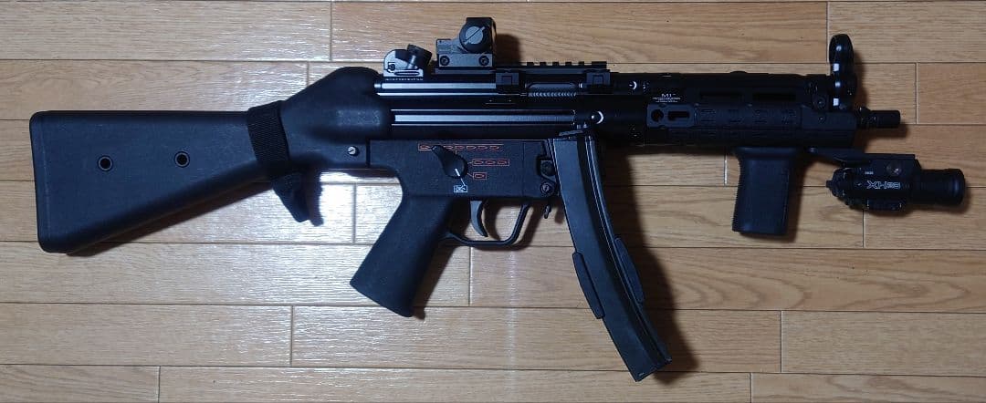 東京マルイ 次世代電動ガン MP5 A4